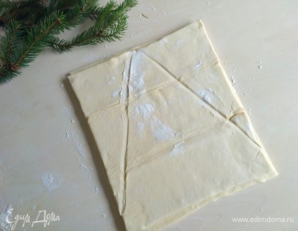 Вырезаем, как показано на фото.