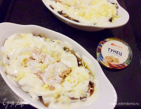 Запекать 15-20 минут в разогретой до 200°С духовке.