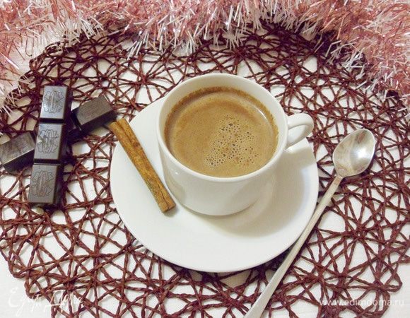 Какао с согревающими специями готово. Приятного аппетита! Угощайтесь!