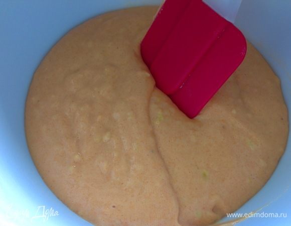 Оранжевое тесто готово.