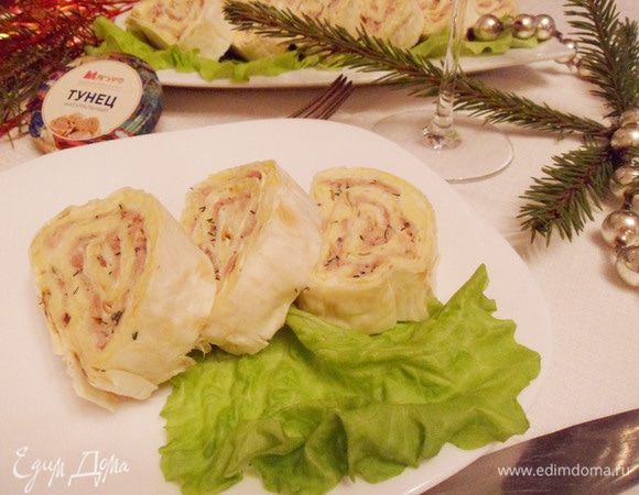 «Мимоза» в лаваше готова. Приятного аппетита! Угощайтесь! С наступающим Новым годом!