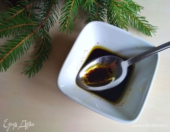 Перемешиваем и заправляем наш салат.