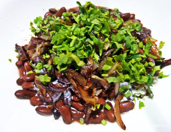 Добавить петрушку и соль, перец.