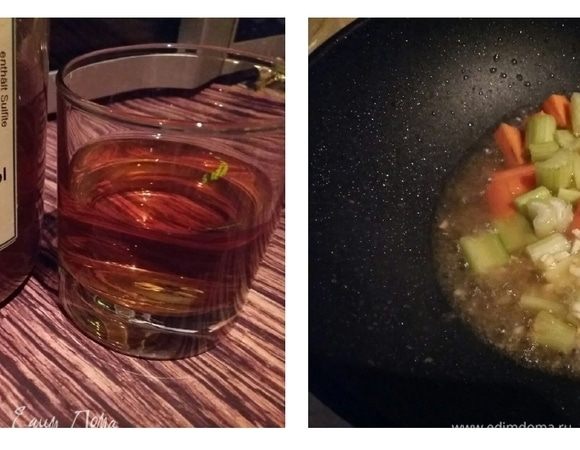 Влить вино, у меня фруктовое — облепиховое. Увеличить нагрев и готовить пока все вино не выпарится.
