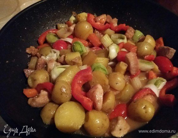 Перемешать и готовить еще 10 минут.