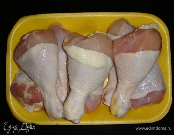 Голень промыть, обсушить бумажными полотенцами.