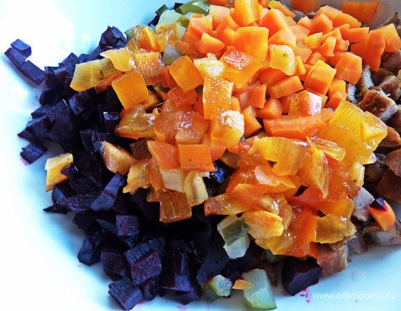 Переложить хурму в состав.