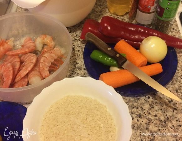 Перец чили зеленый у меня не острый. Рис мыть не надо!!!