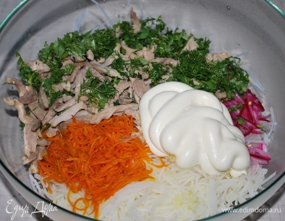 Добавить майонез.