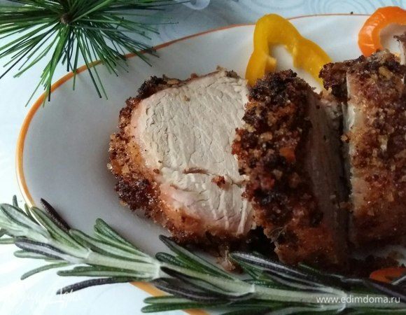 Готовое мясо порезать. Мясо получилось сочным и ароматным.