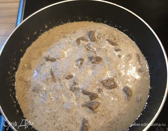 Такое мясо можно подавать с вашим любимым гарниром. Приятного аппетита!