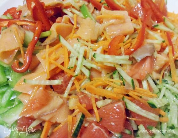 Полить салат заправкой со словами: «Пусть моя прибыль вырастет в десять тысяч раз!».