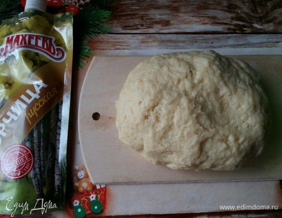 Должно получиться мягкое, приятное на ощупь тесто.