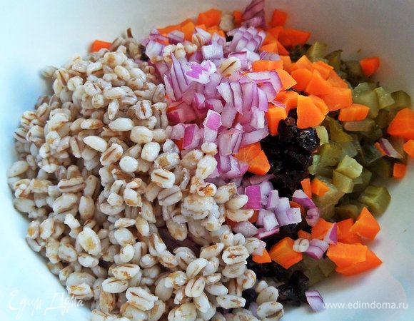 Добавить готовой перловки 3-4 ложки.