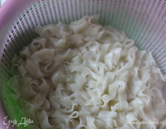 Откинуть на дуршлаг.