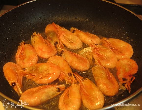 Готовила я такой соус к креветкам, обжаренным на кунжутном масле.