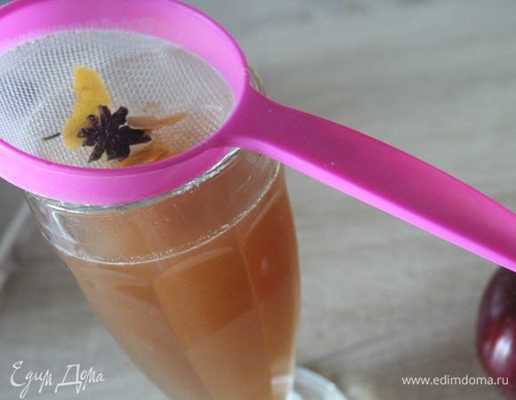 Процедить в стакан.