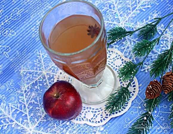 Вернуть в стакан звездочку бадьяна. Сразу подать. 