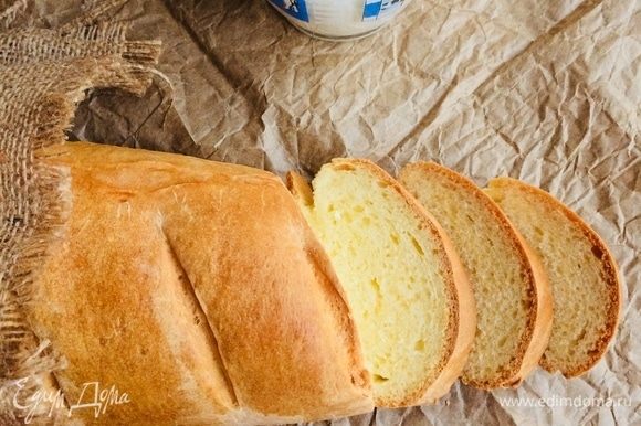 Готовый хлеб полностью остудить на решетке.