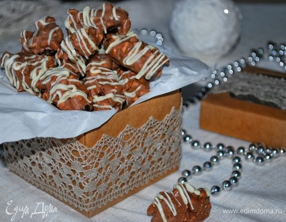 Финики в шоколаде готовы.