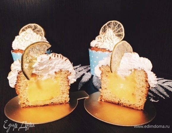 Вот так капкейки выглядели в разрезе.
Приятного аппетита и отличных выходных!