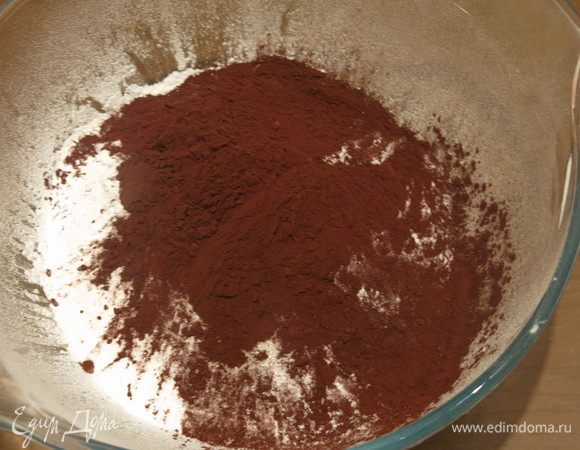 Добавляем какао, у меня темное.