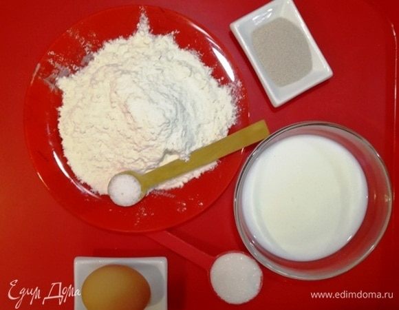 Подготавливаем ингредиенты для теста.