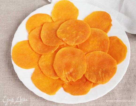 Вот такие получились коржички для наших пирожных. Теперь их необходимо остудить.