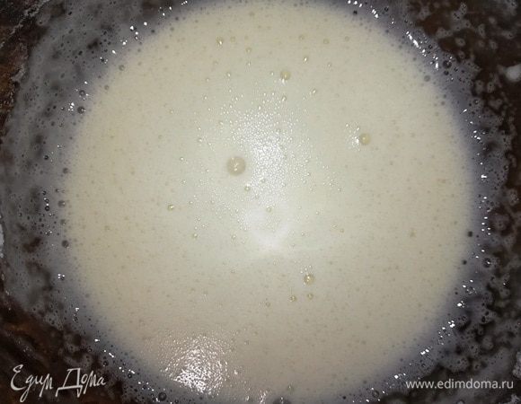 Кляр получается негустой и воздушный.