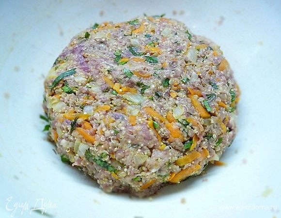 Хорошо перемешиваем все ингредиенты.