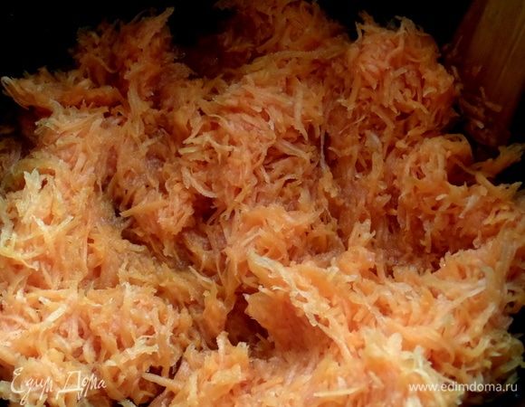 Держать на умеренном огне 15–20 минут.