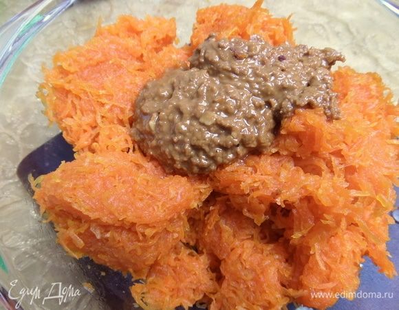 Добавить арахисовую пасту, у меня с кусочками арахиса.