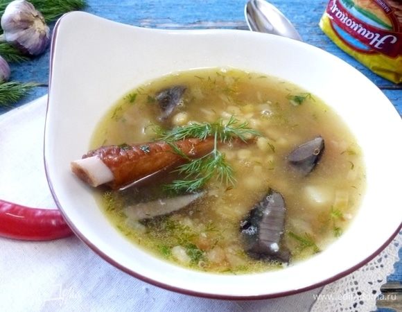Суп готов. При подаче посыпать зеленью. Приятного аппетита!