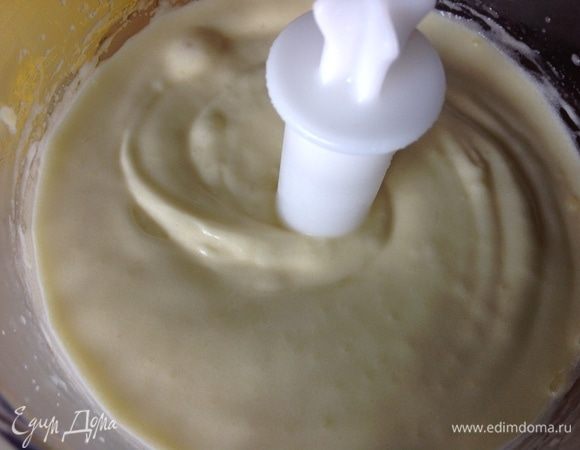 Перебитый картофель должен выглядеть, как однородная масса.
