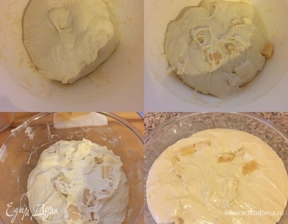 Затем добавить сыр и еще раз перемешать на низкой скорости 2–3 минутки. Накрыть миску пленкой и оставить на 1,5–2 часа при 22–23°С.