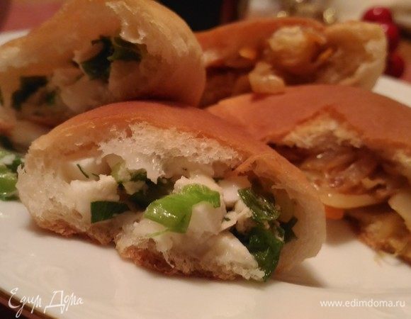 Пирожки воздушные, нежные и очень вкусные! 
