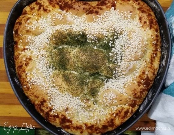 Выпекаем хлеб в разогретой до 180⁰С духовке в течение 30 минут. Первые 10 минут я выпекаю с паром. Корочка станет золотистой и хрустящей.