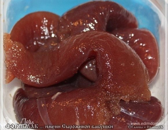 И, не постесняюсь заметить, что в селедках оказалась икорка. 