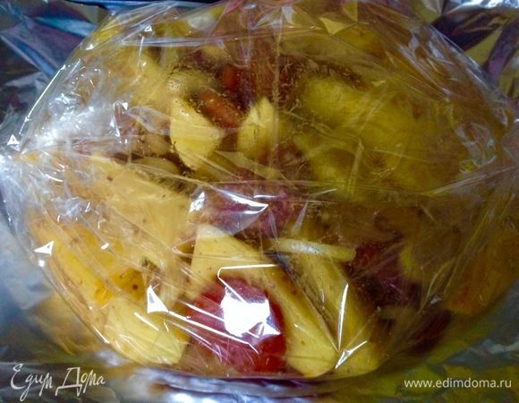 И снова закручиваем бока и крепко связываем.