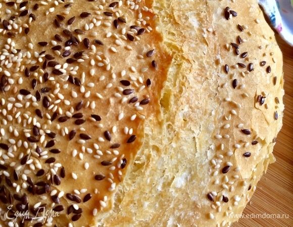 Горячий хлеб полностью остудить на решетке.