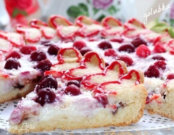 В День святого Валентина
Все влюбленные Земли
Получают валентинки
В знак признания в любви.

Я желаю всем влюбленным
Быть любимыми, любить.
Этим чувством окрыленным
Много-много лет прожить!