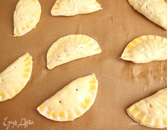 Поставить в духовку на 30 минут.
