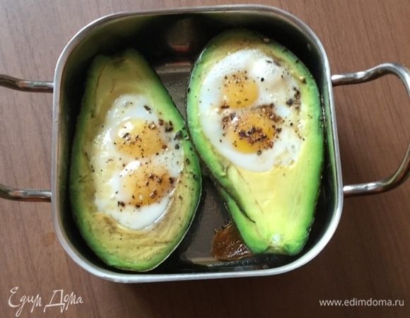 Запекаем. Время приготовления можно уменьшить и до 10 минут, в зависимости от духовки .