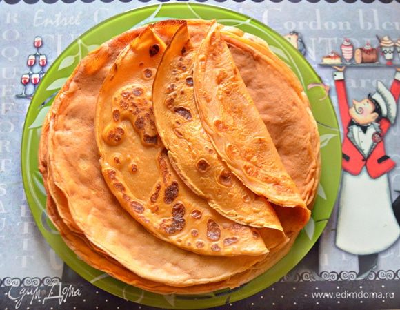 На раскаленной сковороде испеките с двух сторон блины до готовности. У меня получилось 13 шт. вот таких красивых, ярких и солнечных блинчиков.