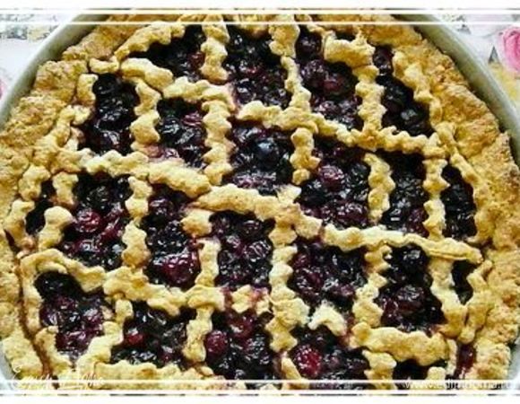 Ставим в духовку примерно 40 минут при 180°С (ориентируйтесь на свою духовку).