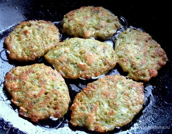 Огонь не сильный, так как нам нужно, чтобы прожарилось филе.