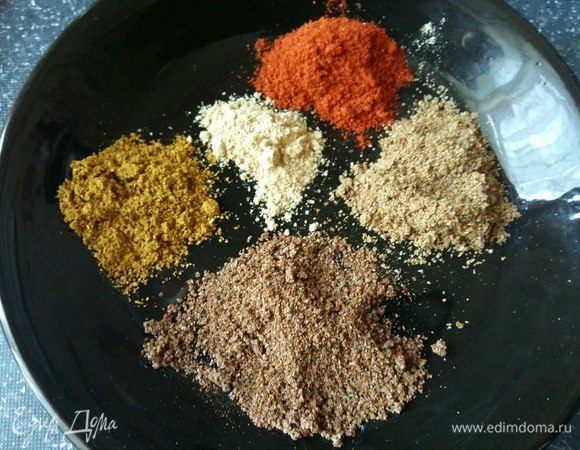 Подготовить специи для бирьяни. Я беру всех по 1 ч. л.