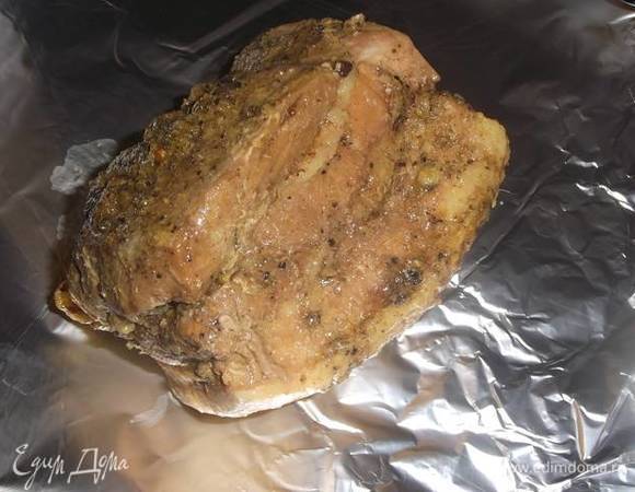 Каждый кусок завернуть в фольгу и убрать в холодильник на ночь.