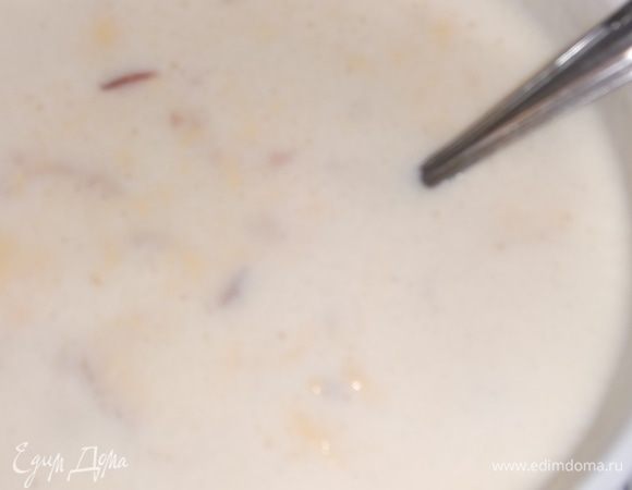 Смешать тесто с начинкой.