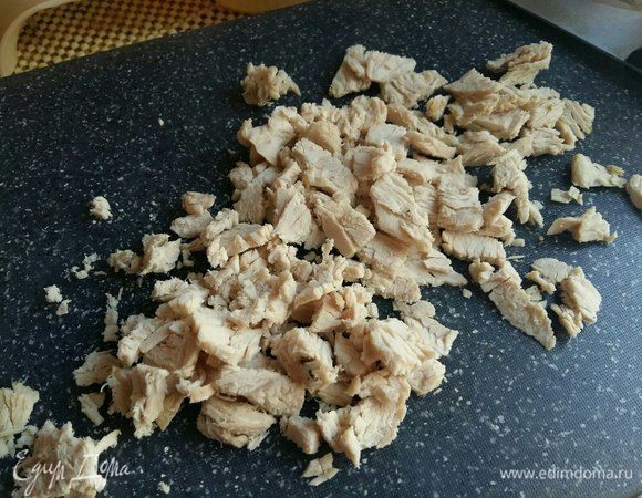 Нарезать на кусочки.